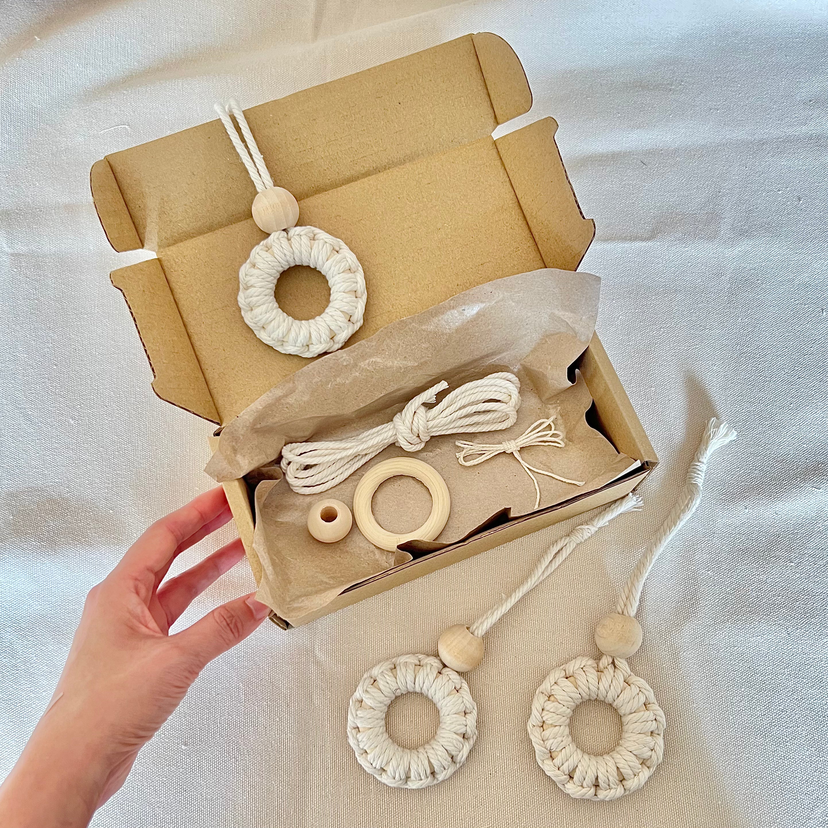 DIY Kit: Macrame Mini Wreath